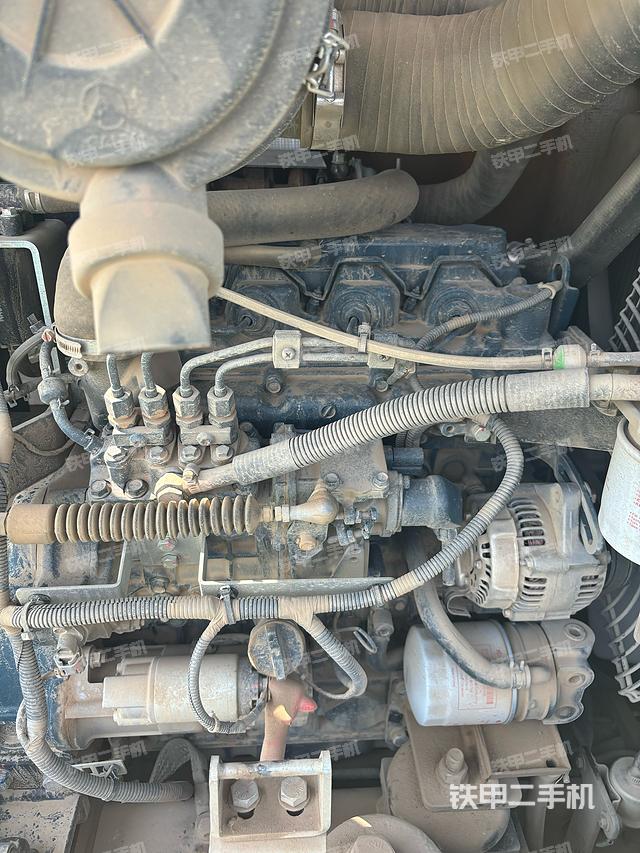 发动机整体俯视（整机外观）