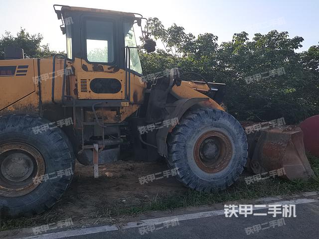 工作装置整体（整机外观及大件）