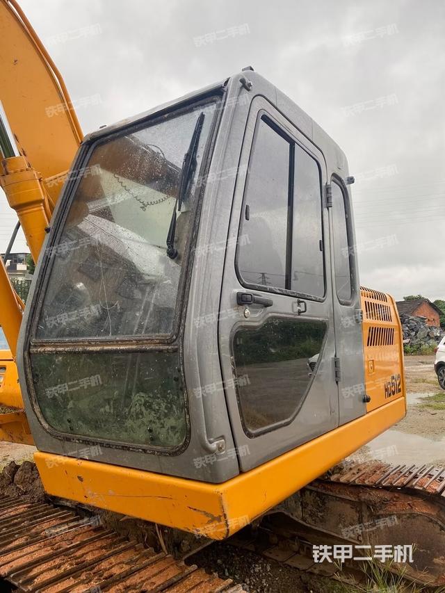 驾驶室整体（整机外观）