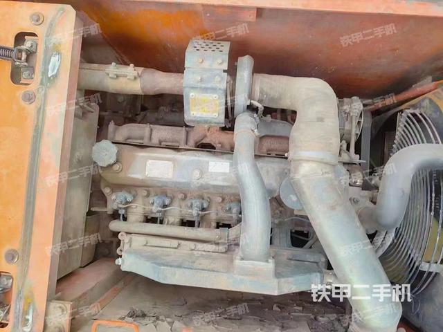 发动机整体俯视（整机外观）