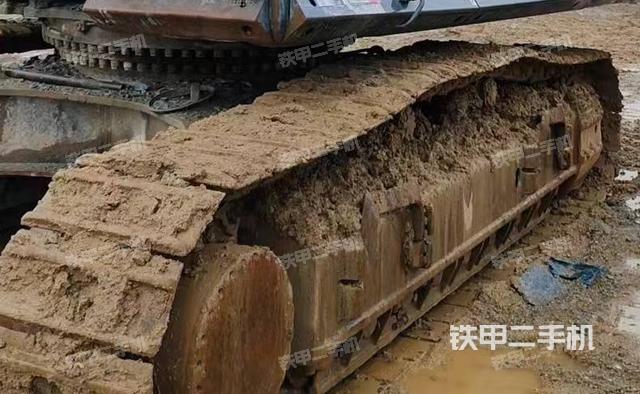 单侧履带整体（整机外观）