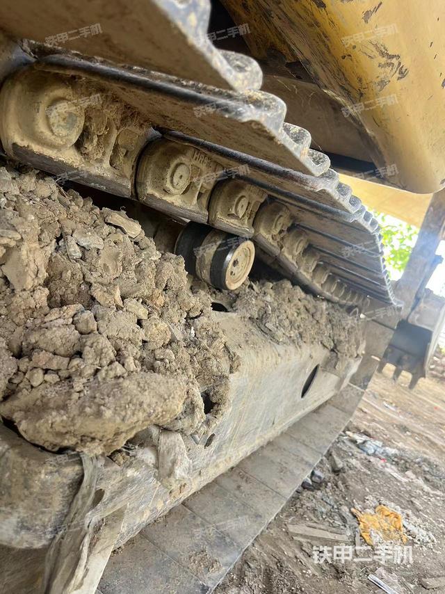 单侧履带整体（整机外观）