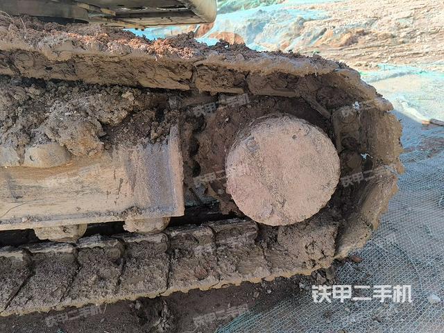 单侧履带整体（整机外观）