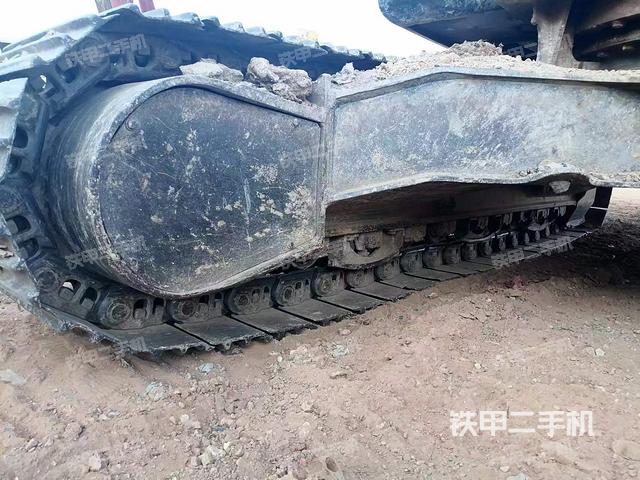 单侧履带整体（整机外观）