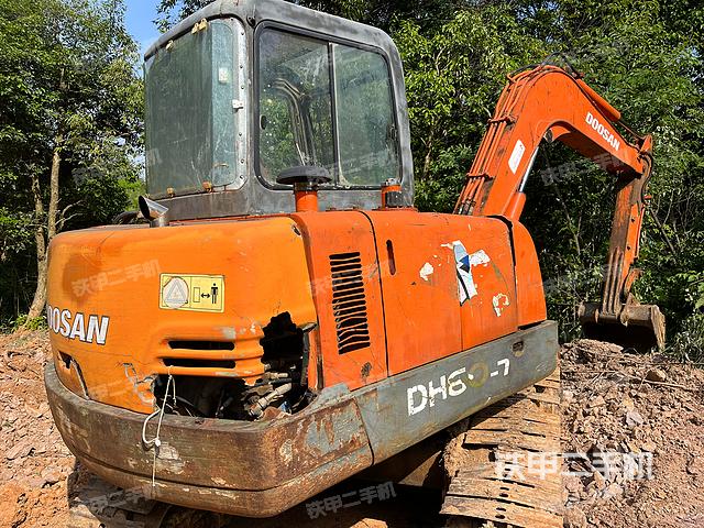 整机右后45°（整机外观）