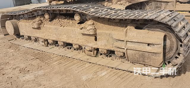 单侧履带整体（整机外观）