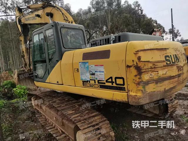 住友SH240-5挖掘机