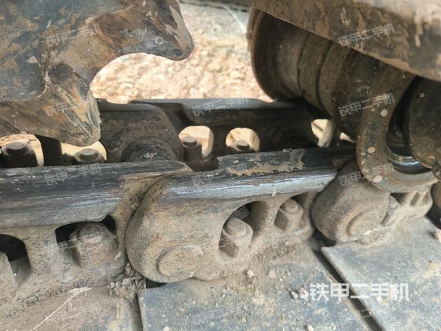 左側(cè)履帶整體?（行走機構(gòu)）