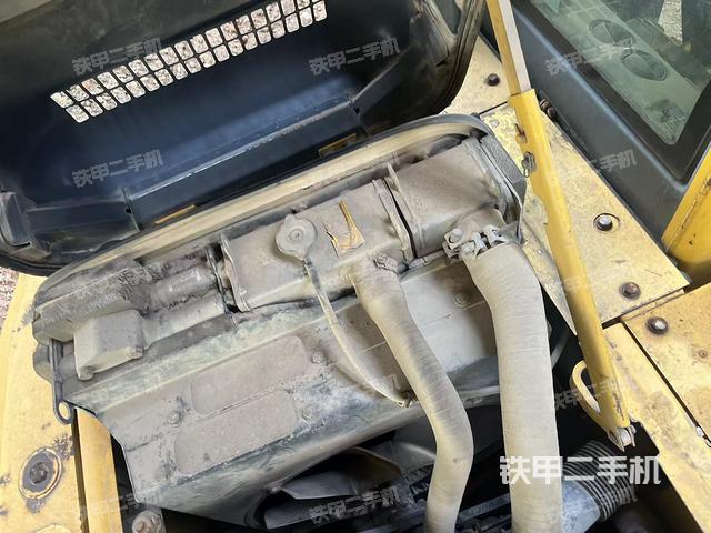 驾驶室整体（整机外观）