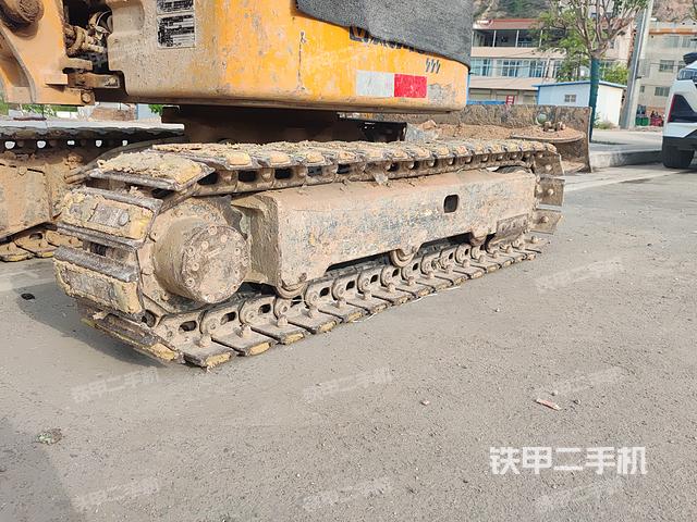 单侧履带整体（整机外观）