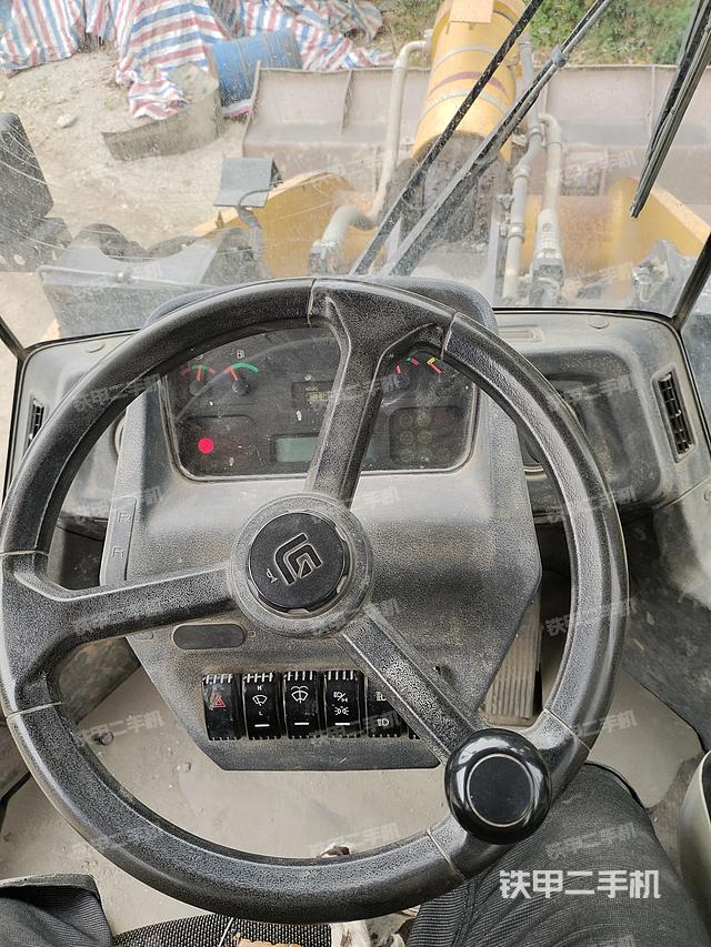 驾驶室操作台（整机外观及大件）