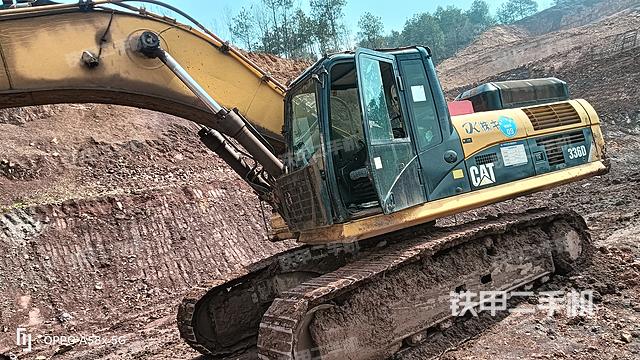 驾驶室整体（整机外观）