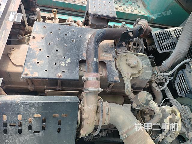 发动机整体俯视（整机外观）