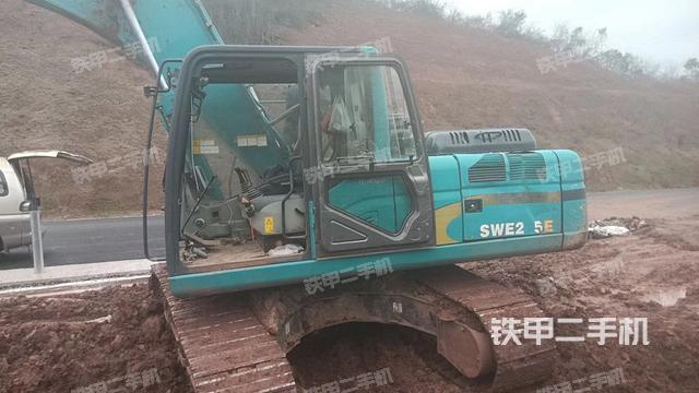 驾驶室整体（整机外观）