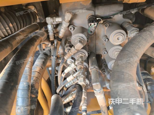 分配閥（上車部件）