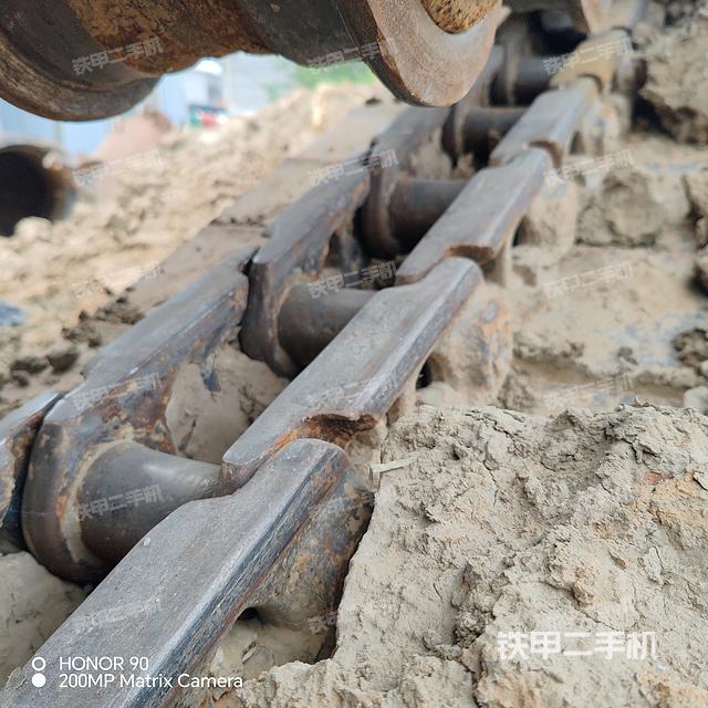 单侧履带整体（整机外观）