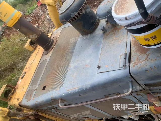 驾驶室操作台（设备外观及核心部件）