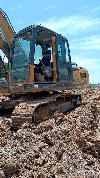 九江市出售 徐工 XE200DA 挖掘机