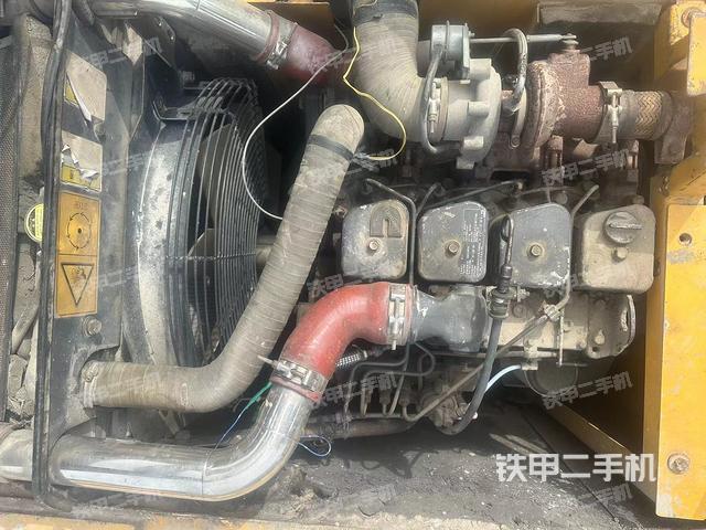 发动机整体俯视（整机外观）