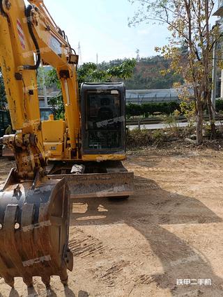 武汉雷沃重工FR80D挖掘机实拍图片