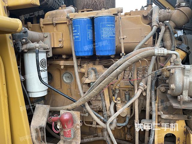 发动机左侧（整机外观及大件）