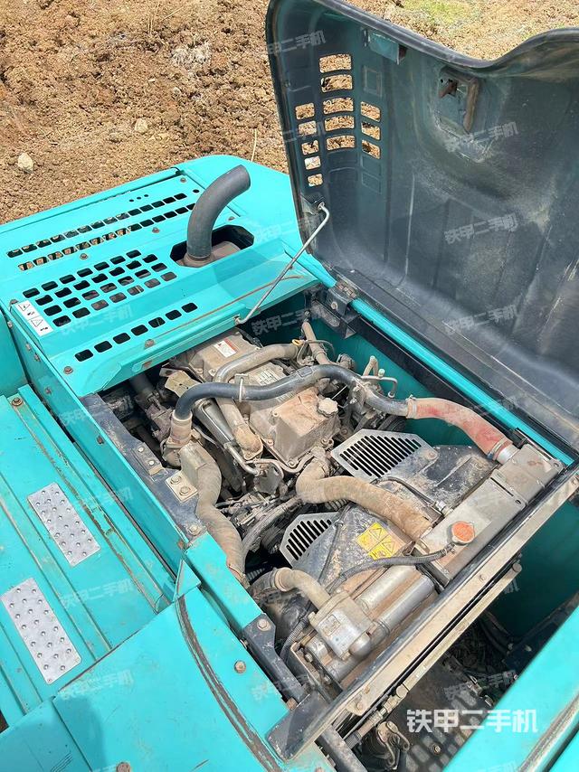 发动机整体俯视（整机外观）