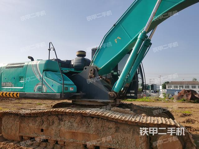 单侧履带整体（整机外观）