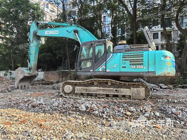 神钢SK330-10挖掘机