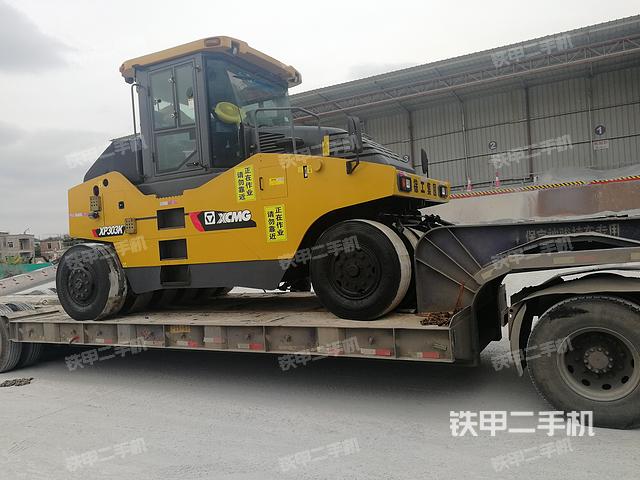 整机右侧（设备外观及核心部件）