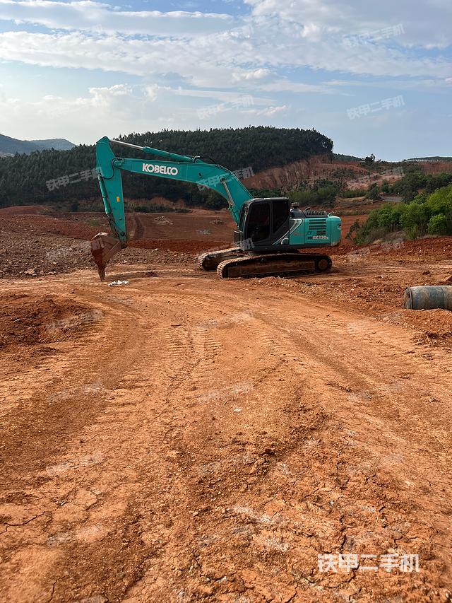 神鋼SK260LC-10挖掘機