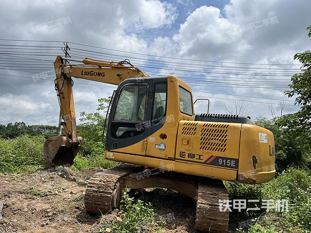 柳工CLG915D挖掘机