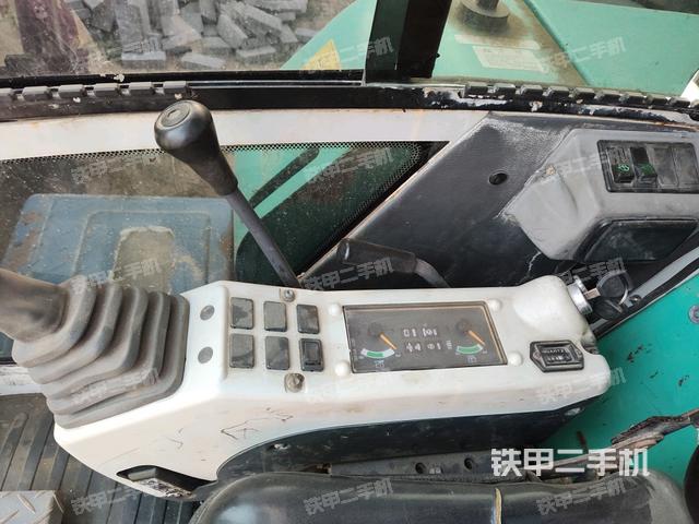 顯示屏?(駕駛室部分) 顯示屏?(駕駛室部分)
