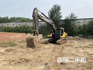 阜阳沃尔沃EC240BLC挖掘机实拍图片