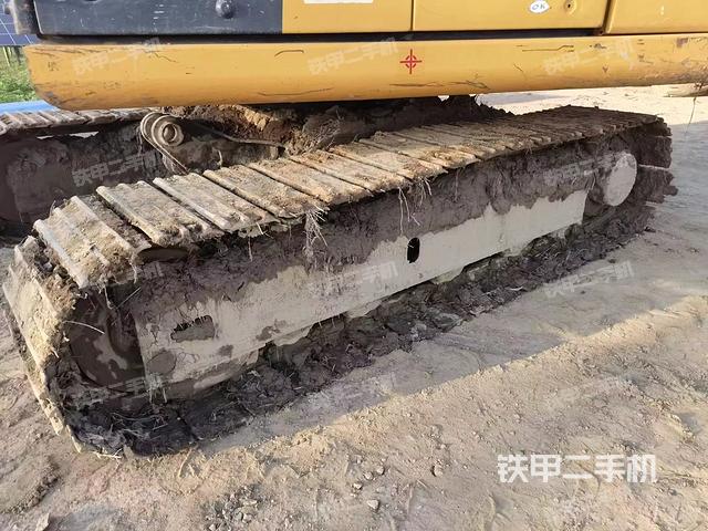 单侧履带整体（整机外观）