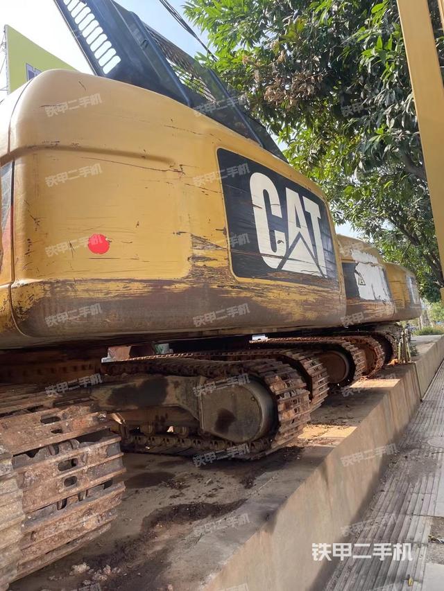 驾驶室整体（整机外观）