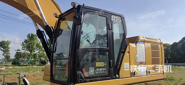 驾驶室整体（整机外观）