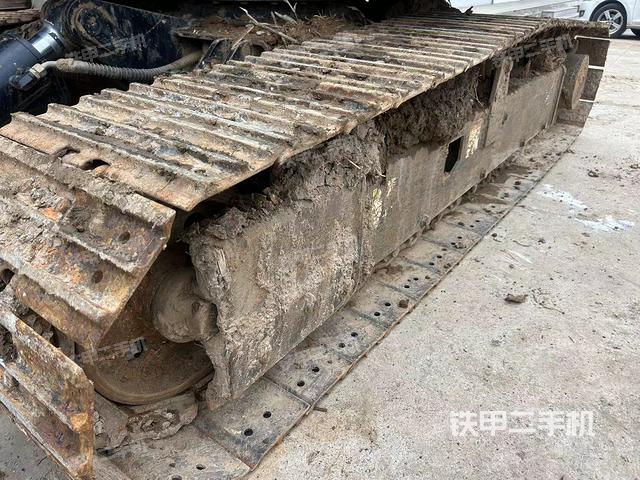 单侧履带整体（整机外观）