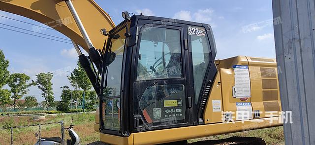 驾驶室整体（整机外观）