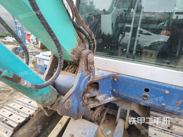 大臂根部?斜(工作和回轉(zhuǎn)裝置) 大臂根部?斜(工作和回轉(zhuǎn)裝置)