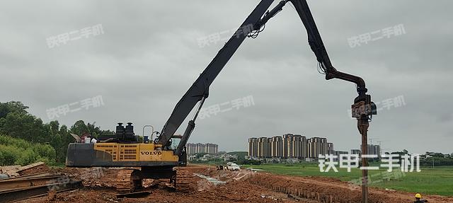 整机右侧（设备外观及核心部件）