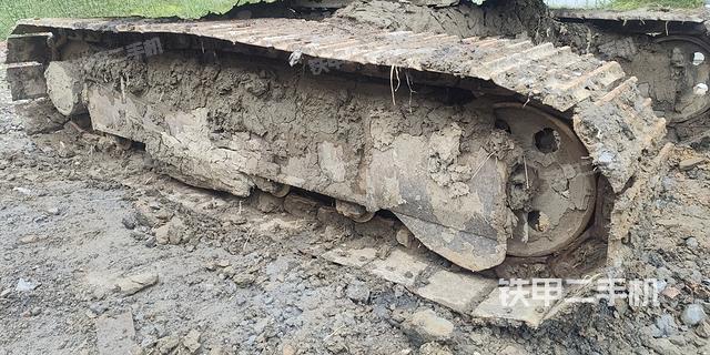 单侧履带整体（整机外观）