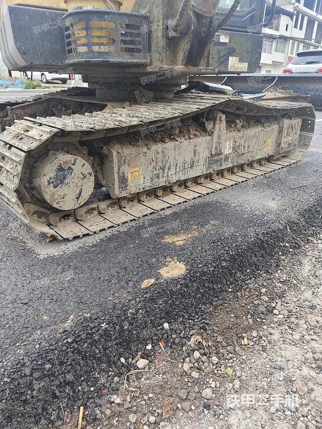 单侧履带整体（整机外观）