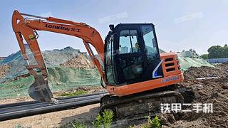 潍坊龙工CDM6060挖掘机实拍图片