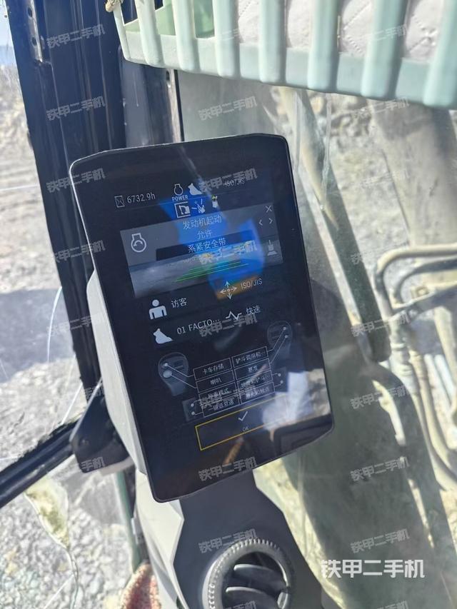 驾驶室整体（整机外观）