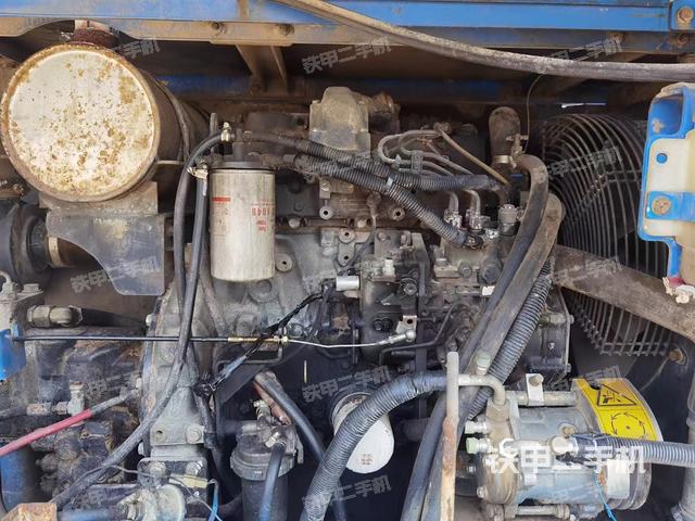 发动机整体俯视（整机外观）