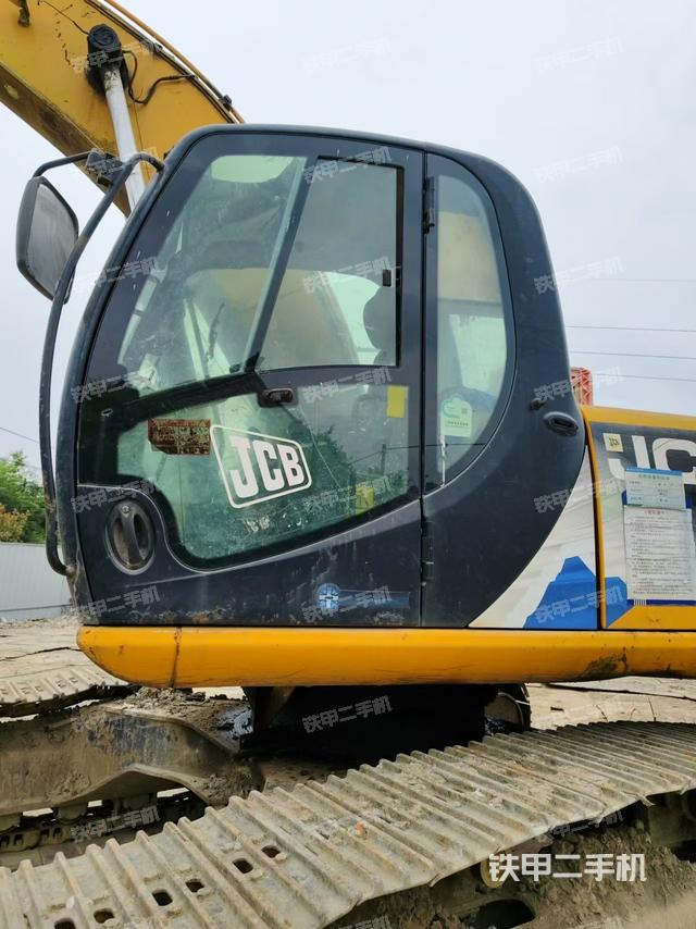 驾驶室整体（整机外观）