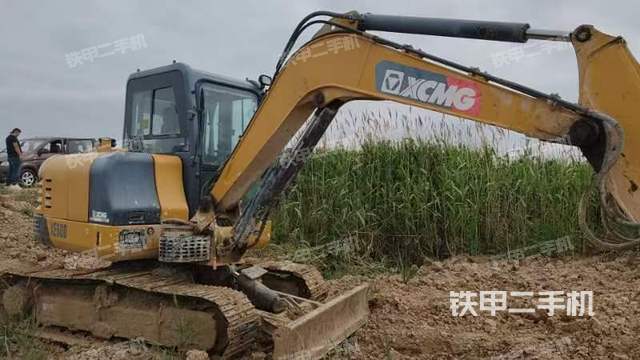 徐工XE60D挖掘机
