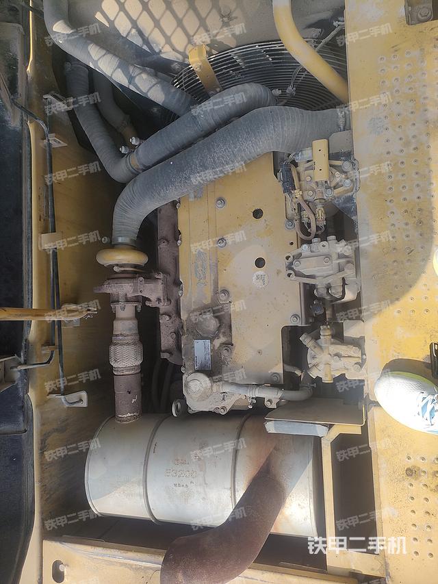 发动机整体俯视（整机外观）