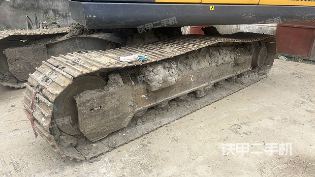 单侧履带整体（整机外观）