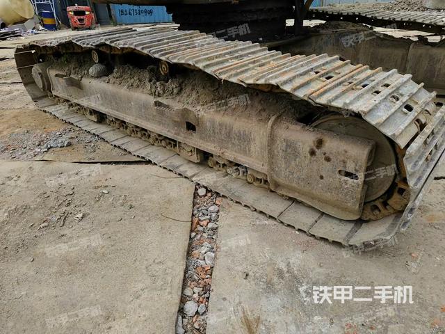 单侧履带整体（整机外观）